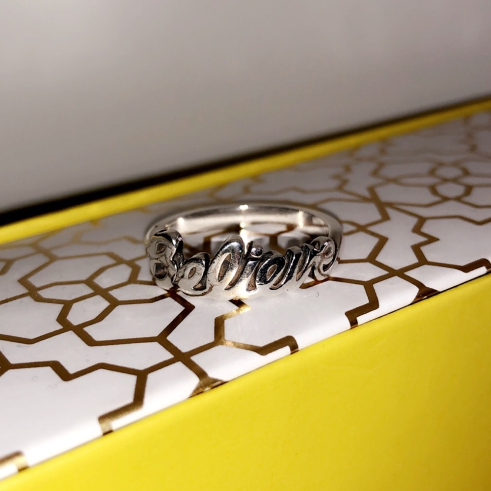 Authentic James Avery Believe ring